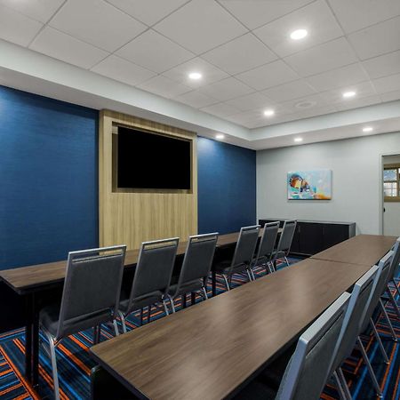 Hampton Inn Linden Εξωτερικό φωτογραφία