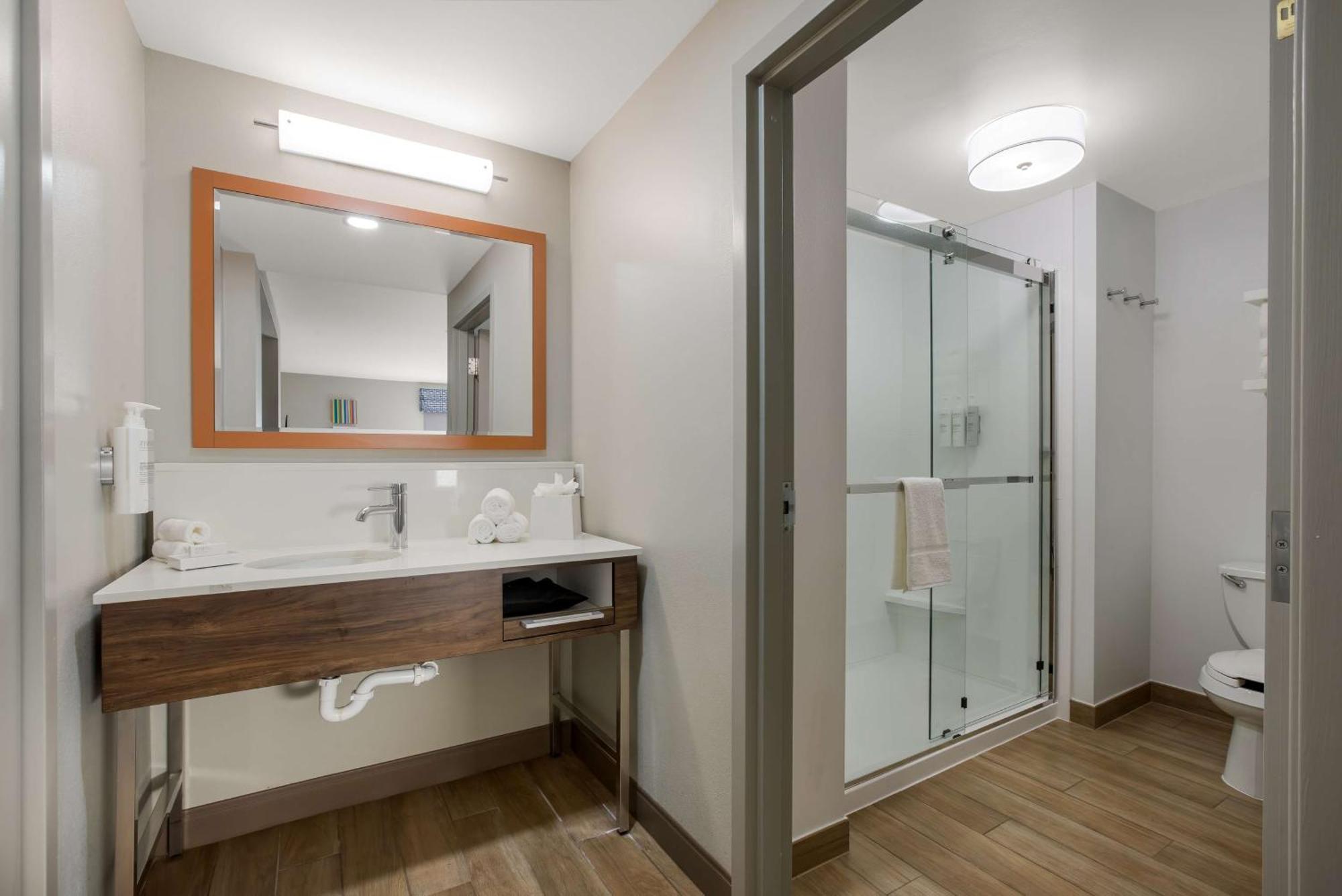 Hampton Inn Linden Εξωτερικό φωτογραφία