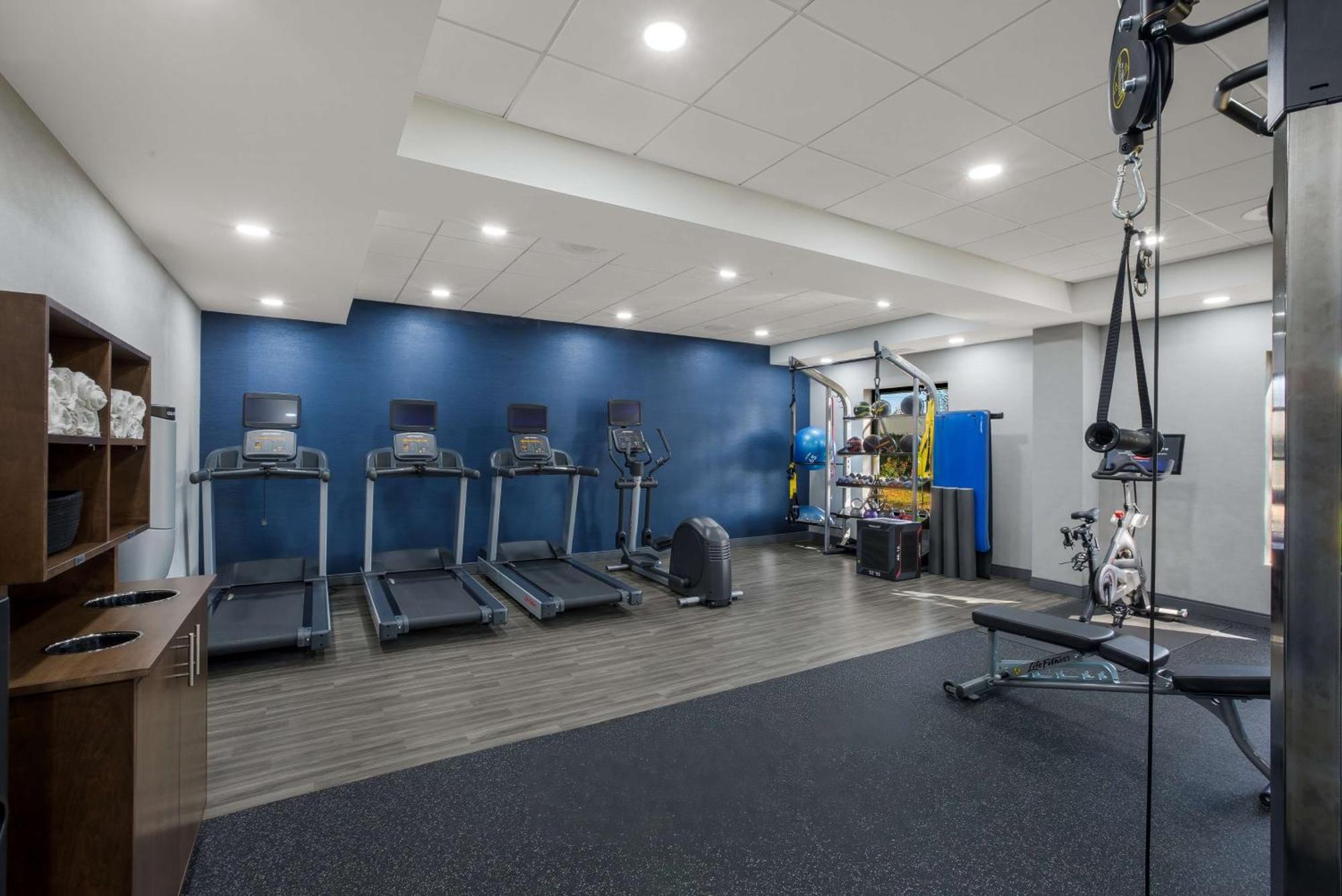 Hampton Inn Linden Εξωτερικό φωτογραφία