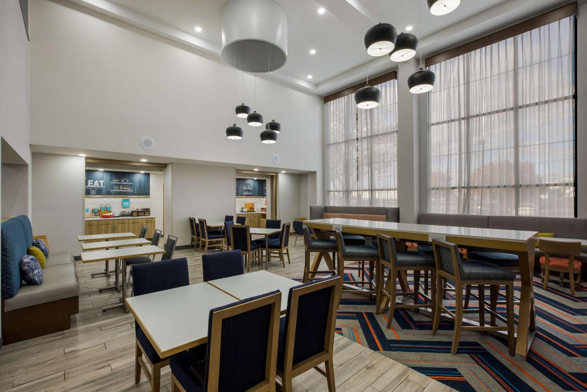 Hampton Inn Linden Εξωτερικό φωτογραφία